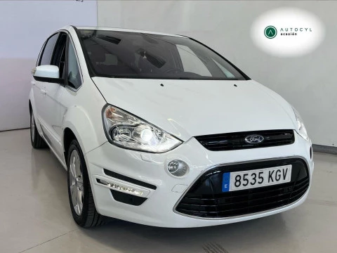 Ford S-MAX 2.0 TDCi 163cv Titanium Ford S-MAX 2.0 TDCi 163cv Titanium