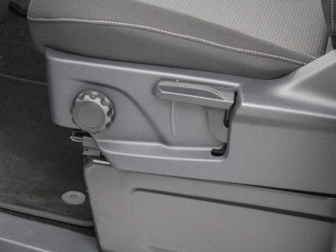 Volkswagen Caravelle 2.0 TDI AUTO SWB 150 4P 7 PLAZAS