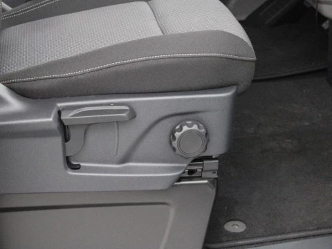 Volkswagen Caravelle 2.0 TDI AUTO SWB 150 4P 7 PLAZAS