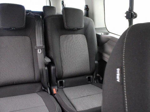 Volkswagen Caravelle 2.0 TDI AUTO SWB 150 4P 7 PLAZAS