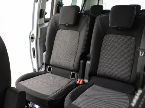 Volkswagen Caravelle 2.0 TDI AUTO SWB 150 4P 7 PLAZAS