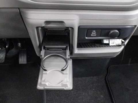 Volkswagen Caravelle 2.0 TDI AUTO SWB 150 4P 7 PLAZAS