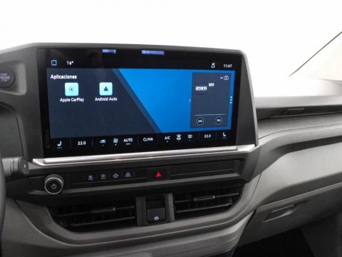 Volkswagen Caravelle 2.0 TDI AUTO SWB 150 4P 7 PLAZAS