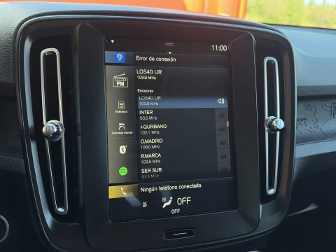 Volvo XC40 T2 Momentum Core 95 kW (129 CV)