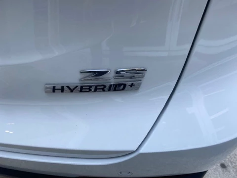 MG ZS Hybrid+ Luxury
