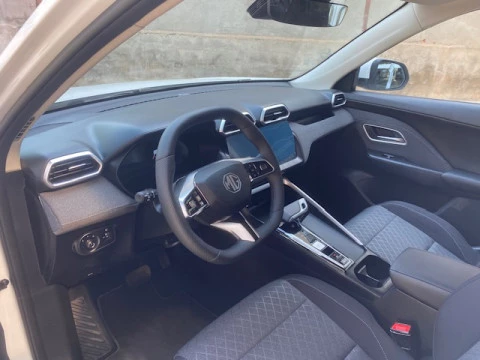 MG ZS Hybrid+ Luxury