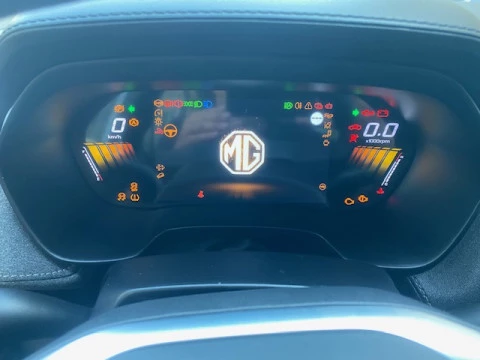 MG ZS Hybrid+ Luxury