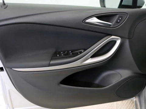 Opel ASTRA 1.6 CDTI 81KW SELECTIVE PRO S/S 5P