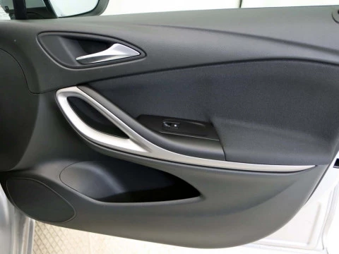 Opel ASTRA 1.6 CDTI 81KW SELECTIVE PRO S/S 5P