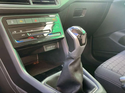 Volkswagen T-Cross Advance 1.0 TSI 81 kW (110 CV)