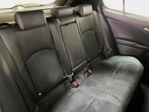 Lexus UX 2.0 250h Business Navigation