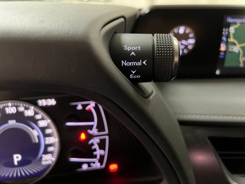 Lexus UX 2.0 250h Business Navigation