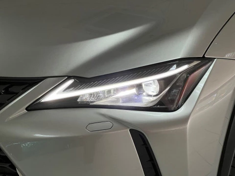 Lexus UX 2.0 250h Business Navigation