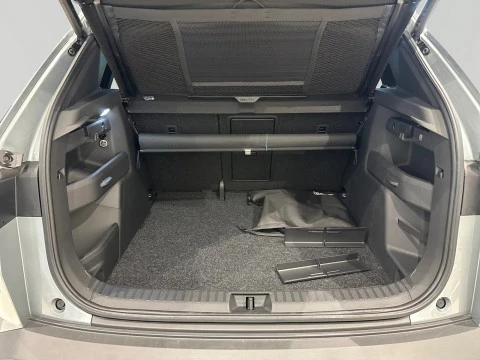 Skoda Elroq 210 KW 82 KWH (77 KWH NETA) SPORTLINE