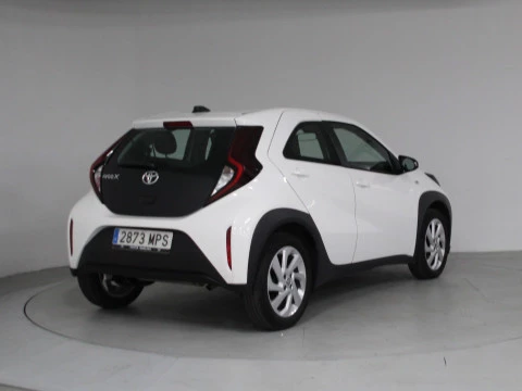 Toyota Aygo X Cross 1.0 VVT-I 72CV Play