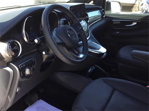 Mercedes-Benz EQV 300 Largo