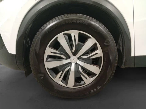 Peugeot 2008 Active BlueHDI 81kW (110CV)