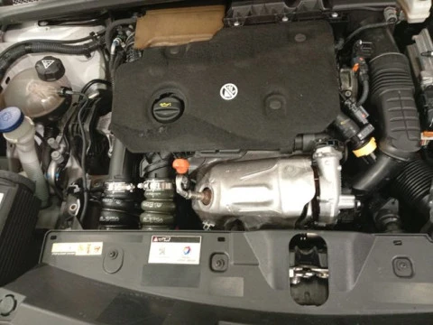 Peugeot 2008 Active BlueHDI 81kW (110CV)
