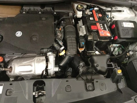 Peugeot 2008 Active BlueHDI 81kW (110CV)