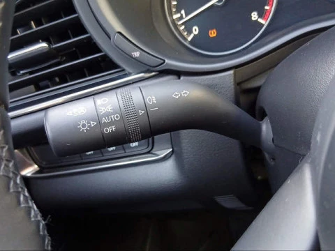 Mazda CX-30 e-Sky G MHEV Centre-Line AT 103 kW (140 CV)
