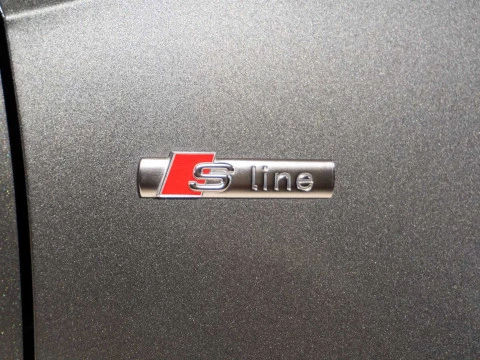 Audi Q2 Adrenalin 35 TDI 110kW (150CV) S tronic