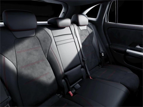 Mercedes-Benz GLA 200 D