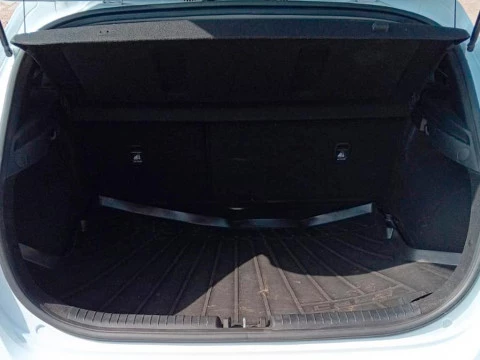 Kia Ceed 1.0 T-GDI 88KW TECH 5P Kia Ceed 1.0 T-GDI 88KW TECH 5P