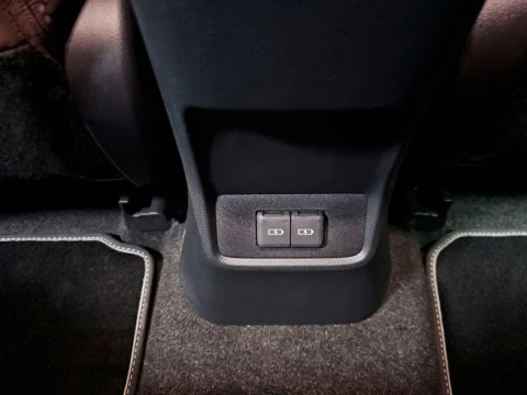 Lexus LBX 1.5 136cv HEV Elegant+