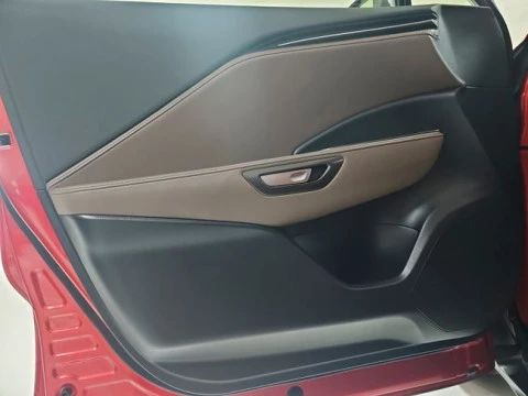 Lexus LBX 1.5 136cv HEV Elegant+