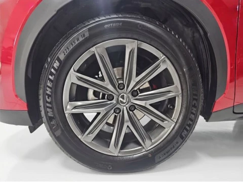 Lexus LBX 1.5 136cv HEV Elegant+