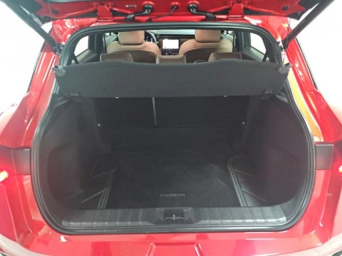 Lexus LBX 1.5 136cv HEV Elegant+