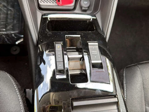 Citroën C4 Hybrid 145 Business Edition e-DCS6 107 kW (145 CV)