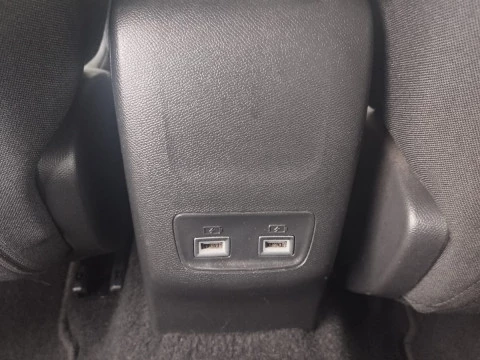 Peugeot 2008 Allure Puretech 130 S&S EAT8