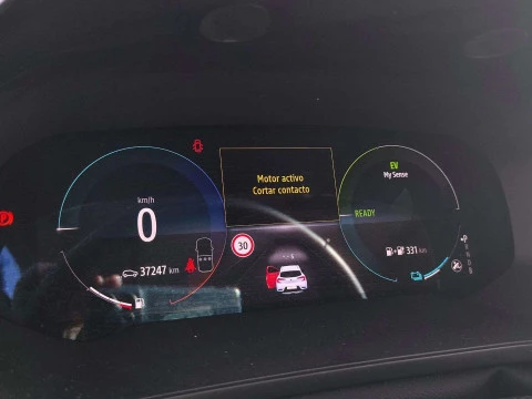 Renault Captur  E-TECH Hibrido Enchufable Fast Track 117kW