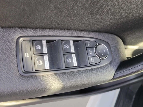 Renault Captur  E-TECH Hibrido Enchufable Fast Track 117kW