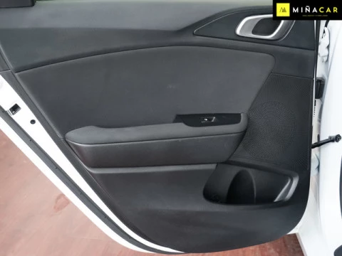 Kia Ceed 1.0 MHEV Drive DCT 88 kW (120 CV)