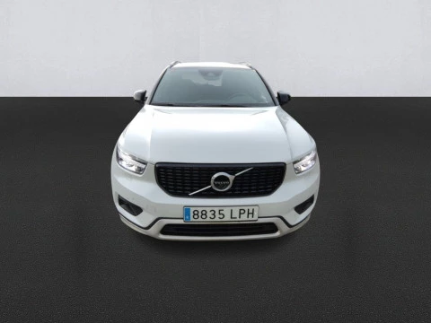 Volvo XC40 2.0 B5 G AWD R-Design Auto
