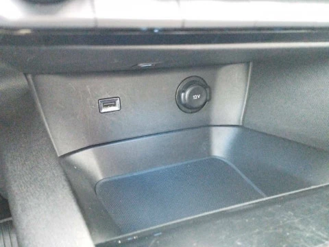 Peugeot 3008 Hybrid 225 e-EAT8 GT