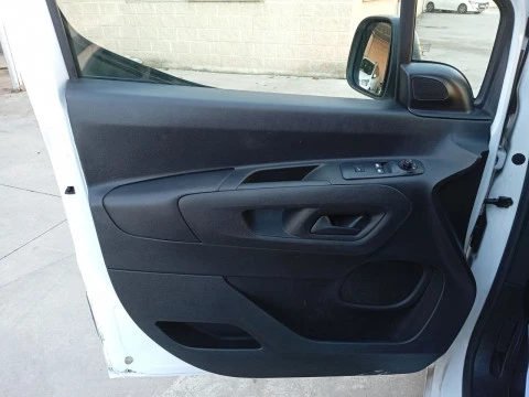 Citroën Berlingo VAN BLUEHDI S&S TALLA M CONTROL 100