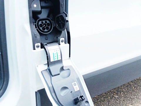 Renault Trafic E-Tech ELECTRICO FURGON L2H1 BATERIA 52KW