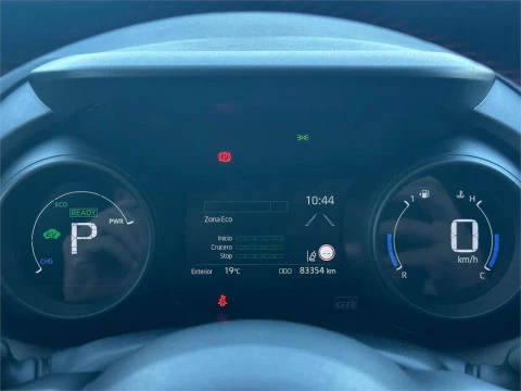 Toyota Yaris 5 Puertas GR SPORT 120H Automático (e-CVT)