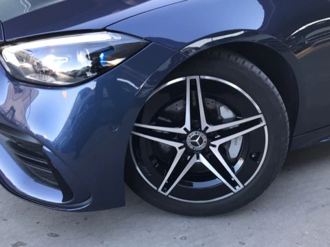 Mercedes-Benz Clase C  220 d Berlina