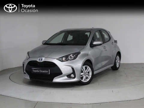 Toyota Yaris 1.5 120H Business Plus
