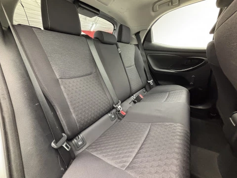 Toyota Yaris 1.5 120H Business Plus