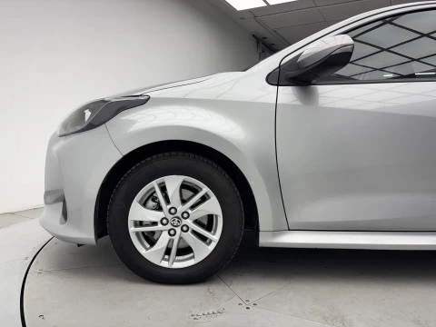 Toyota Yaris 1.5 120H Business Plus