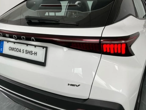 Omoda 5 HEV Pure 1.5 TGDI 165kW (224CV)