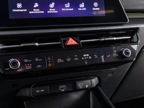 Kia Niro 1.6 GDi HEV 95kW (129CV) Drive Kia Niro 1.6 GDi HEV 95kW (129CV) Drive