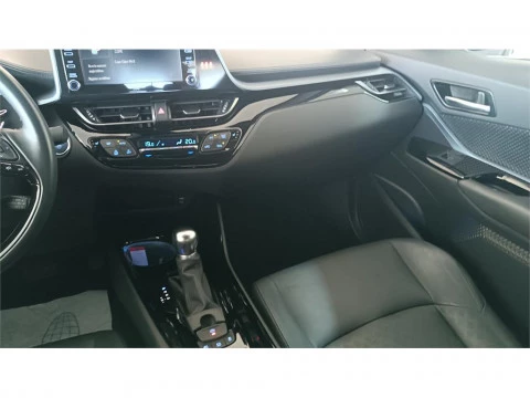 Toyota C-HR 5P Advance 180H e-CVT