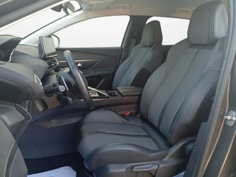 Peugeot 3008 Hybrid 225 e-EAT8 Allure