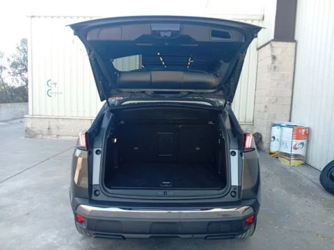 Peugeot 3008 Hybrid 225 e-EAT8 Allure